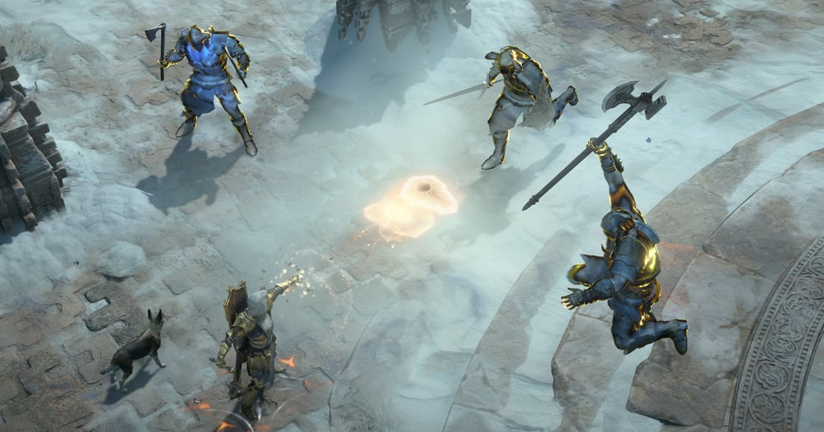 Gameplay Diablo IV: empat hero berarmor emas bertarung di halaman kastil bersalju